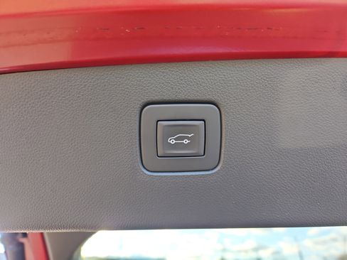 Used 2024 Buick Envista Sport Touring w/ Convenience I Package image 17