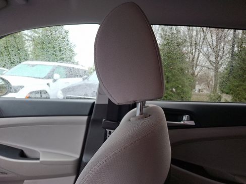 Certified 2020 Hyundai Tucson Sport image 17