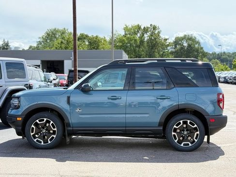 Certified 2022 Ford Bronco Sport Outer Banks w/ Tech Package AWD/4WD image 37