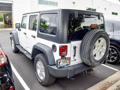 Used 2014 Jeep Wrangler Unlimited Sport w/ Quick Order Package 24S AWD/4WD image 6