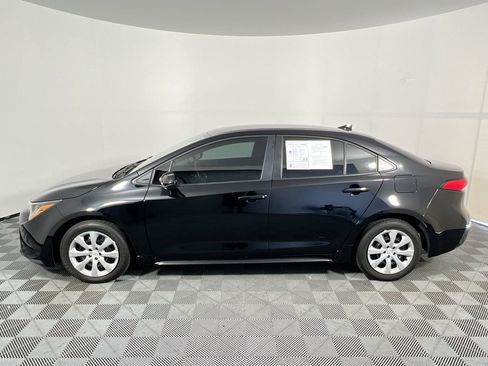 Used 2024 Toyota Corolla LE FWD image 6