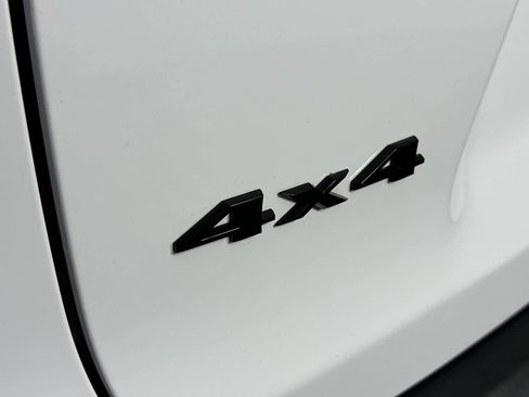 Used 2023 Jeep Cherokee Altitude Lux AWD/4WD image 7