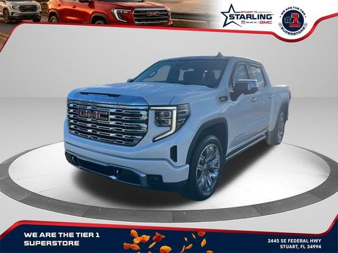 Used 2023 GMC Sierra 1500 Denali w/ Denali Reserve Package AWD/4WD image 1