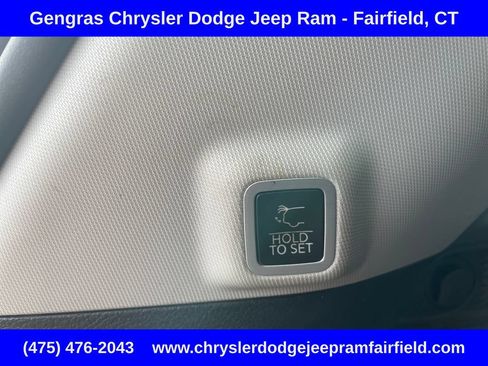 Certified 2023 Jeep Grand Cherokee Limited w/ Luxury Tech Group II AWD/4WD image 32