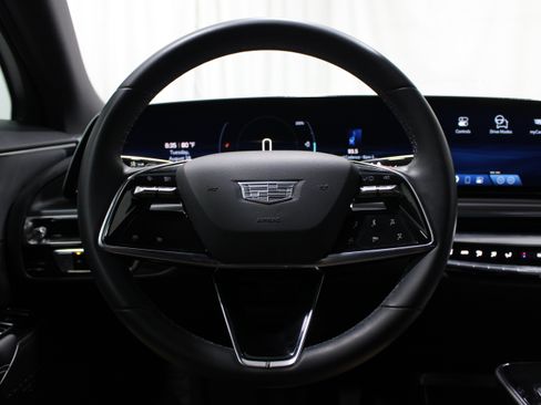 Certified 2024 Cadillac Lyriq Tech RWD image 11