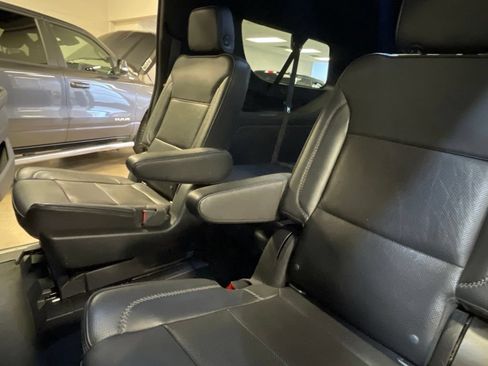 Used 2021 GMC Yukon XL Denali w/ Denali Premium Package AWD/4WD image 20
