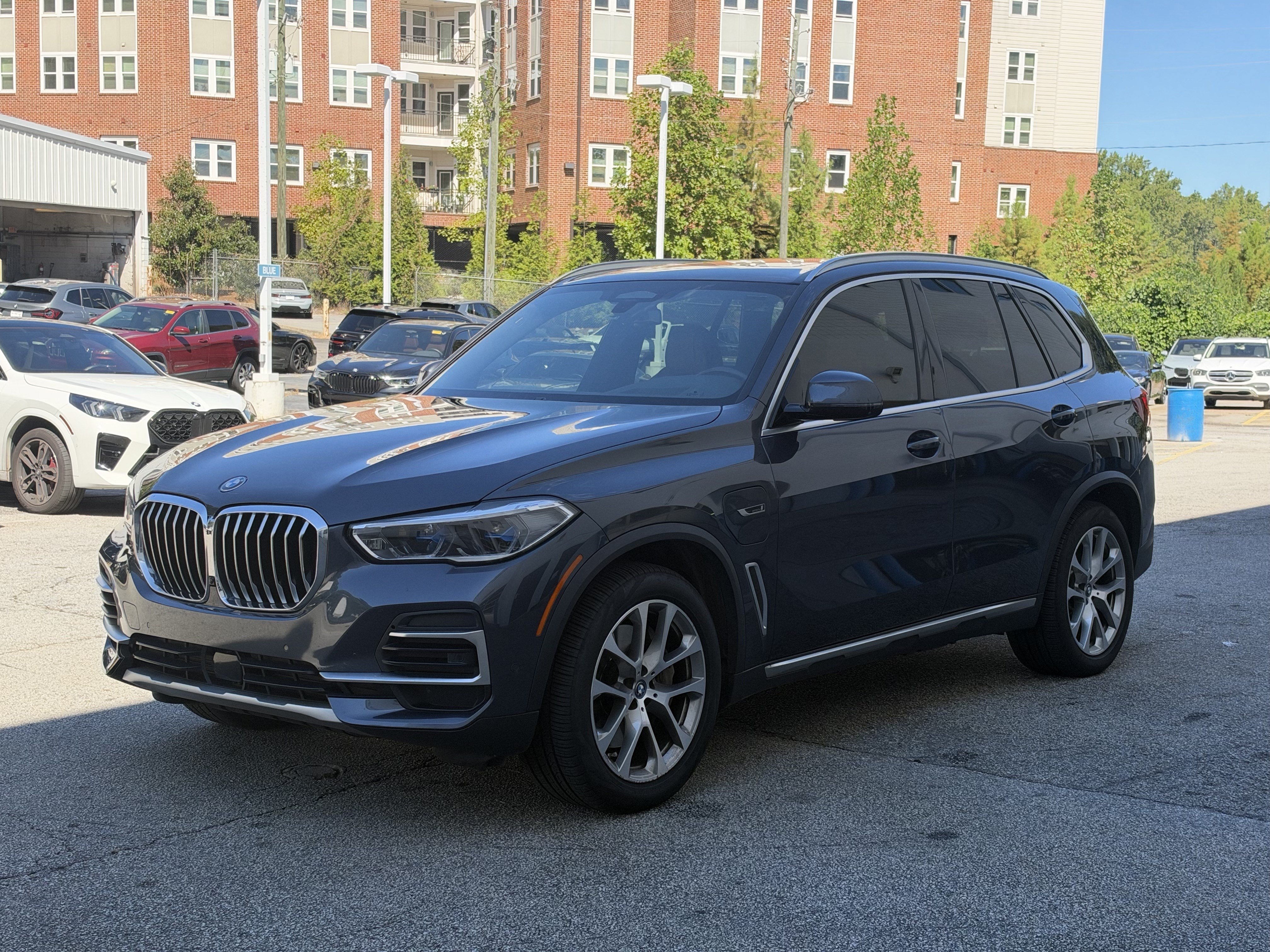 Used 2022 BMW X5 xDrive45e w/ Executive Package AWD/4WD image 1