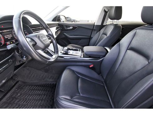 Used 2019 Audi Q8 Premium Plus w/ Premium Plus AWD/4WD image 6