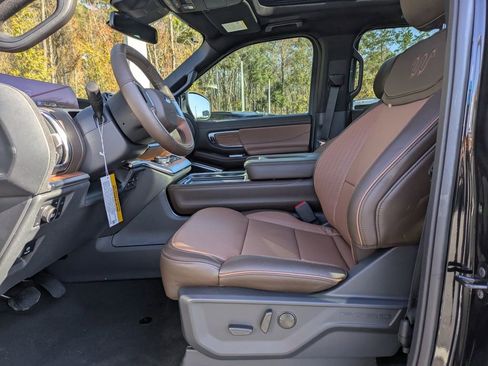 New 2025 Ford Expedition King Ranch image 16