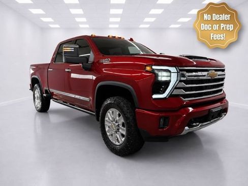 Used 2025 Chevrolet Silverado 2500 High Country w/ Technology Package AWD/4WD image 1