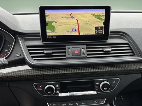 Used 2020 Audi SQ5 Prestige w/ Prestige Package image 26