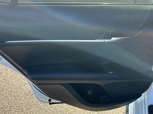 Used 2021 Toyota Camry XSE image 14