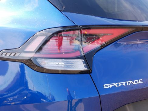 Certified 2023 Kia Sportage X-Line w/ X-Line Premium Package image 17