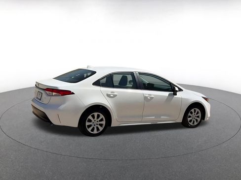 Used 2025 Toyota Corolla LE image 15