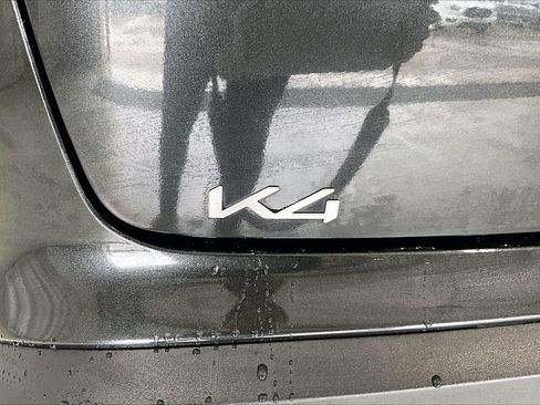 Used 2025 Kia K4 LXS image 9
