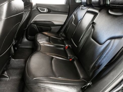 Used 2024 Jeep Compass Limited image 24