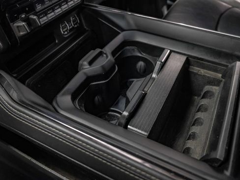 Used 2022 RAM 2500 Limited image 25