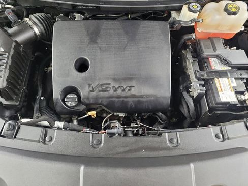 Used 2020 Chevrolet Traverse LS FWD image 30