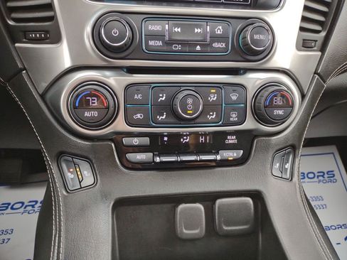 Used 2017 Chevrolet Suburban LT AWD/4WD image 20