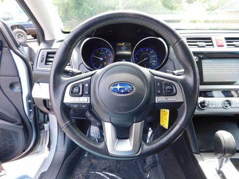 Used 2015 Subaru Legacy 2.5i Premium AWD/4WD image 8