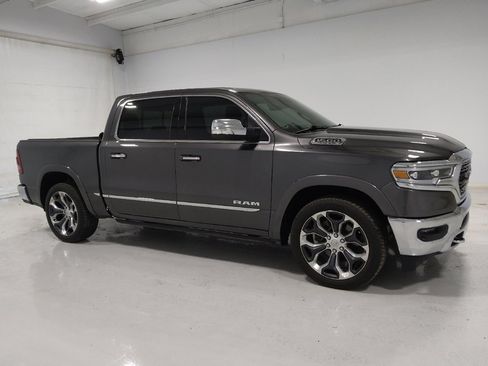Used 2019 RAM 1500 Limited image 11