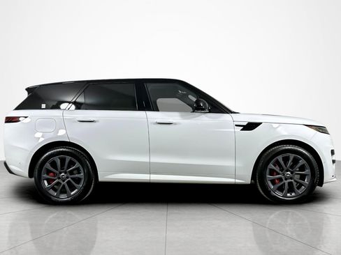 Used 2023 Land Rover Range Rover Sport SE Dynamic image 6