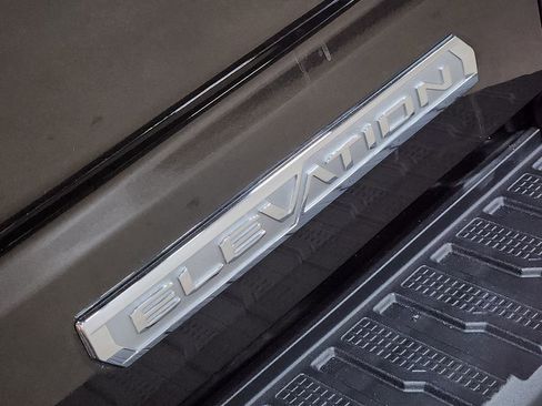 Used 2021 GMC Sierra 1500 Elevation w/ Preferred Package image 26