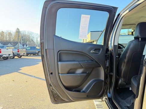 Used 2017 GMC Canyon Denali image 24