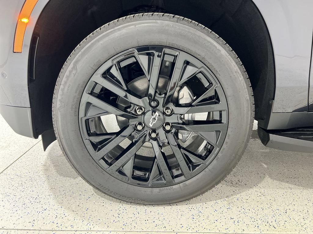 New 2025 Chevrolet Tahoe Premier RWD image 32