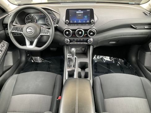 Used 2024 Nissan Sentra SV FWD image 22