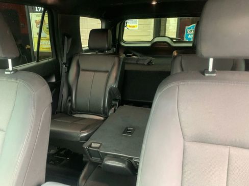 Used 2018 Ford Expedition XL w/ Fleet Convenience Package image 8