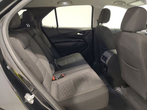 Used 2021 Chevrolet Equinox LT FWD image 19