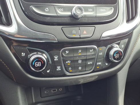 Used 2023 Chevrolet Equinox Premier AWD/4WD image 23