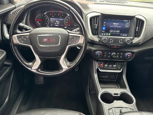 Used 2020 GMC Terrain SLT image 15