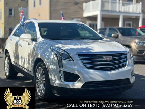 Used 2019 Cadillac XT5 Premium Luxury AWD/4WD image 3