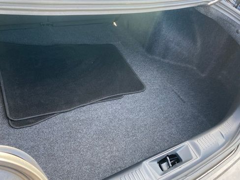 Used 2025 Ford Mustang Coupe image 9