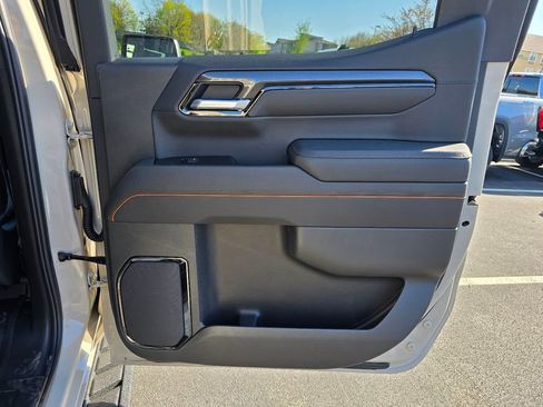 New 2026 GMC Sierra 1500 AT4 w/ AT4 Premium Package AWD/4WD image 31