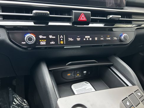 New 2026 Kia Sportage AWD Hybrid image 22