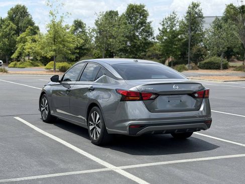 Used 2020 Nissan Altima 2.5 S FWD image 5