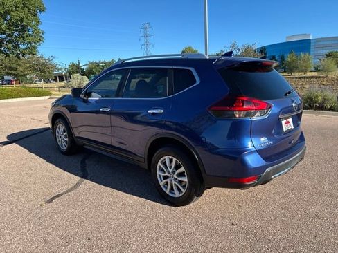 Used 2018 Nissan Rogue SV AWD/4WD image 5