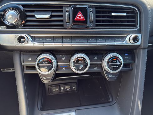 Used 2021 Genesis G70 3.3T w/ Sport Package AWD/4WD image 18