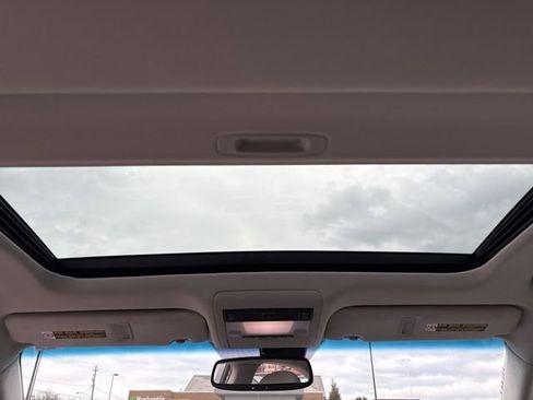 Used 2015 Lexus LS 460 AWD w/ Comfort Package image 26