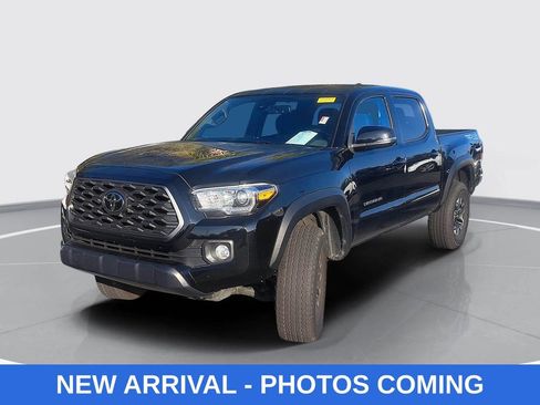 Used 2021 Toyota Tacoma TRD Off-Road image 1