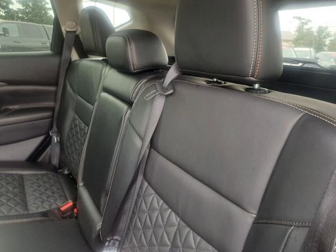 Used 2024 Nissan Murano Platinum w/ Cargo Package image 23