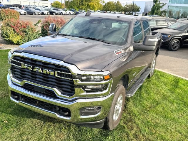 Used 2026 RAM 2500 Big Horn AWD/4WD image 2