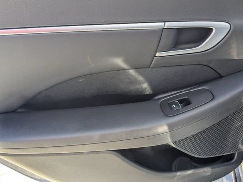 Used 2025 Hyundai Sonata SEL FWD image 22