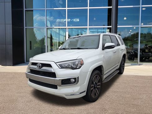 Used 2015 Toyota 4Runner Limited image 5