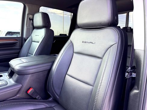 Used 2024 GMC Sierra 2500 Denali w/ Denali Reserve Package image 13