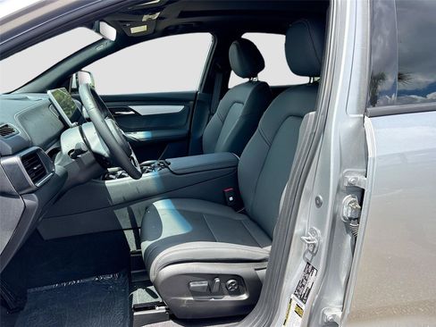 New 2025 VinFast VF 8 Plus AWD/4WD image 20