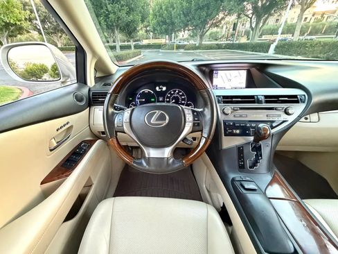 Used 2013 Lexus RX 450h AWD image 16